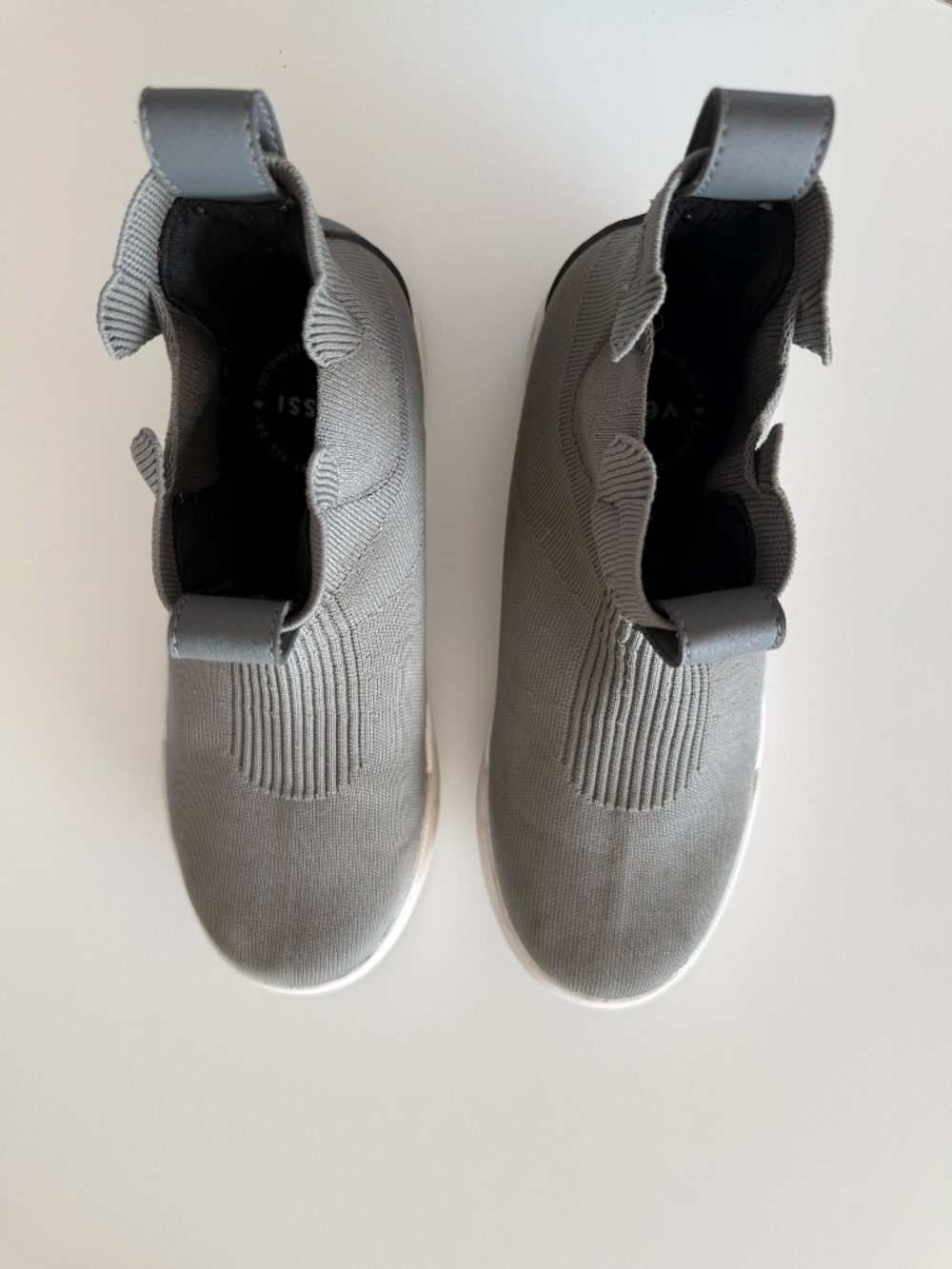 Vessi | Classic Chelsea Boot | Concrete Grey | Size US 8